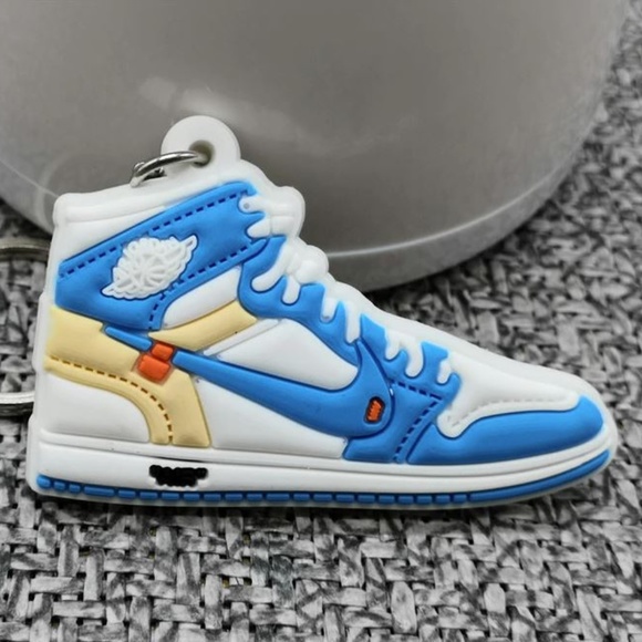 Other - Nike Air Jordan Retro 1 OG Off White Shoe Keychain